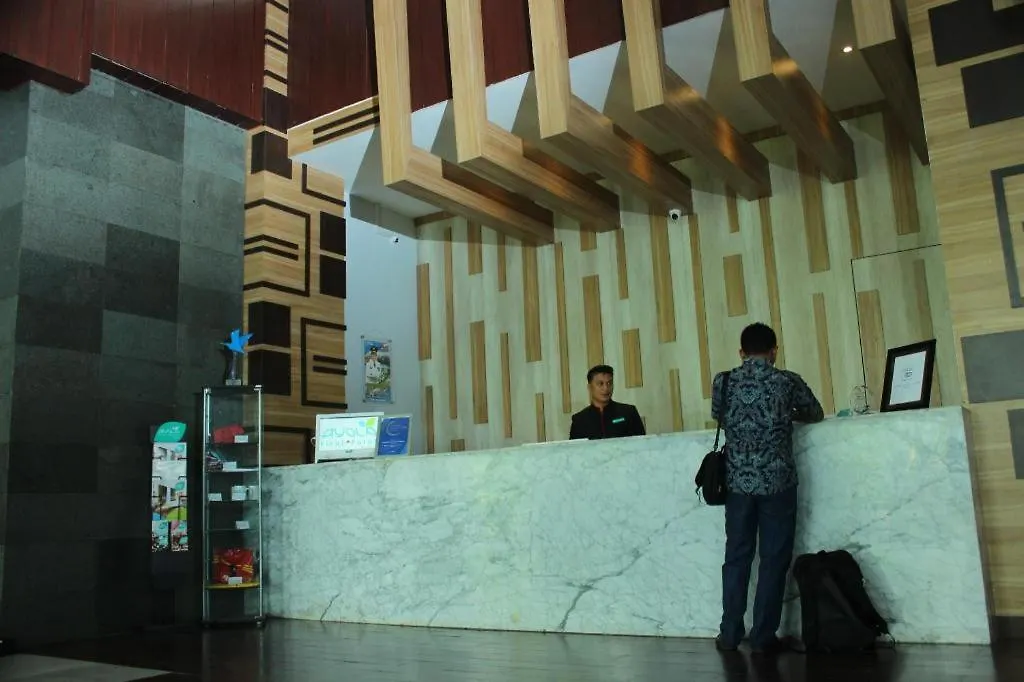 Ayola First Point Hotel Pekanbaru-1